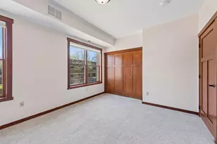 625 Dayton Ave, Saint Paul, MN 55104 - Photo 27