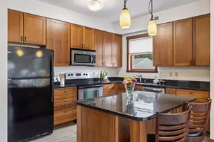 625 Dayton Ave, Saint Paul, MN 55104 - Photo 11