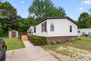 580 36th St SW, Rochester, MN 55902 - Photo 3