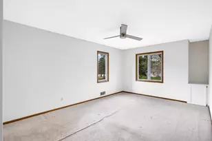 4677 Sorrell Point, Eagan, MN 55122 - Photo 15