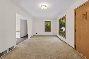 8080 Groveland Rd, Mounds View, MN 55112 - Photo 5