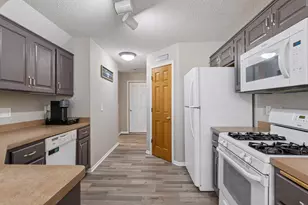 945 Golden Way NW, Isanti, MN 55040 - Photo 7