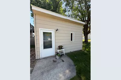 917 N McKenzie Street, Luverne, MN 56156 - Photo 39