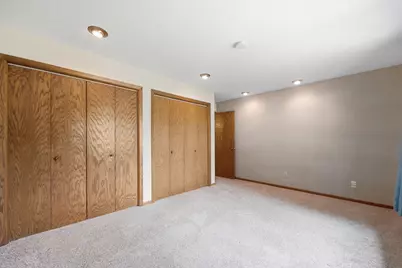 10277 Tarn Circle, Eden Prairie, MN 55347 - Photo 15