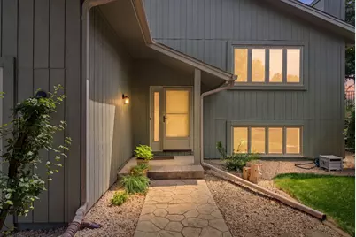 10277 Tarn Circle, Eden Prairie, MN 55347 - Photo 5