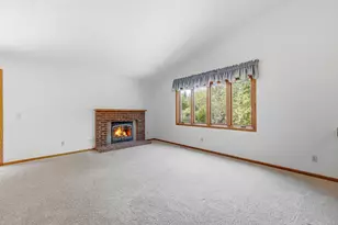 10277 Tarn Cir, Eden Prairie, MN 55347 - Photo 11