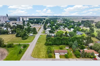 101 Grant Street, Finley, ND 58230 - Photo 9