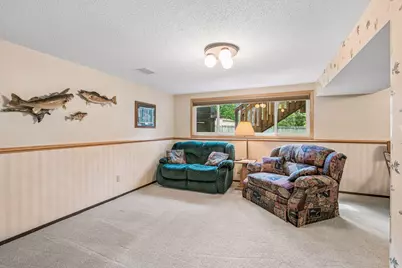 6281 Cavell Avenue N, Brooklyn Park, MN 55428 - Photo 11
