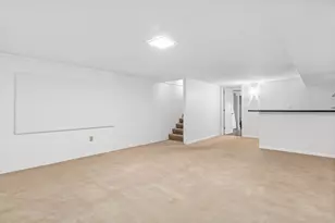 6052 Golden Valley Rd, Golden Valley, MN 55422 - Photo 17