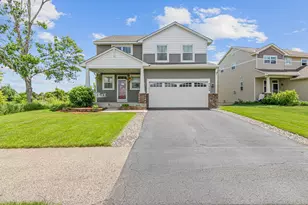 4689 Heritage Parkway N, Hugo, MN 55038 - Photo 15