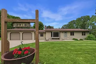 2918 Oakland Rd, Hopkins, MN 55305 - Photo 1