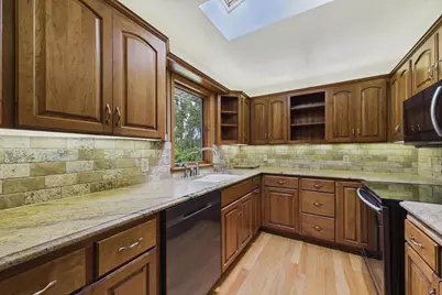 2918 Oakland Road, Hopkins, MN 55305 - Photo 3