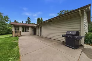 2918 Oakland Rd, Hopkins, MN 55305 - Photo 27