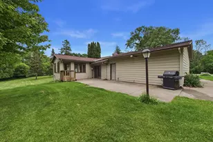 2918 Oakland Rd, Hopkins, MN 55305 - Photo 25