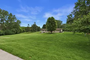 2918 Oakland Rd, Hopkins, MN 55305 - Photo 31