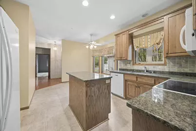 2282 Stephani Court, Little Canada, MN 55117 - Photo 3