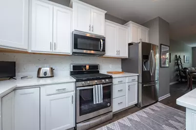 533 Satori Way, Chaska, MN 55318 - Photo 15