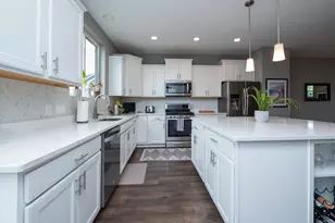 533 Satori Wy, Chaska, MN 55318 - Photo 13