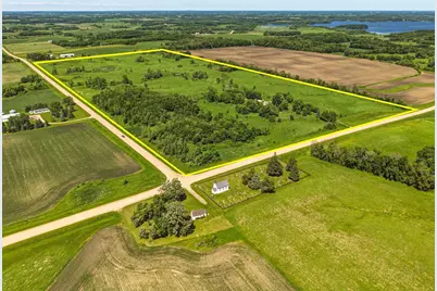 10821 160th Street W, Kilkenny, MN 56052 - Photo 1