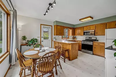 931 Chestnut Street, Taylors Falls, MN 55084 - Photo 7