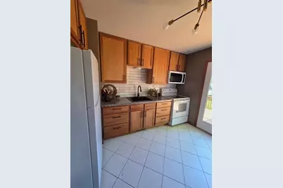 1204 11th Avenue SW, Austin, MN 55912 - Photo 5