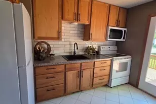 1204 11th Ave SW, Austin, MN 55912 - Photo 5