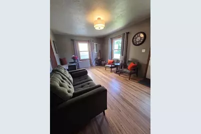 1204 11th Avenue SW, Austin, MN 55912 - Photo 9