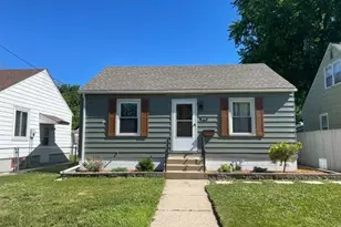 1204 11th Ave SW, Austin, MN 55912 - Photo 1