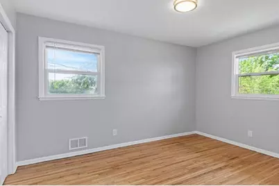 2105 Russell Avenue N, Minneapolis, MN 55411 - Photo 15