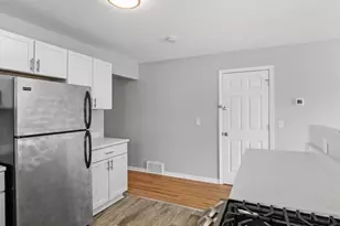 2105 Russell Ave N, Minneapolis, MN 55411 - Photo 9