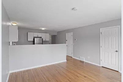 2105 Russell Avenue N, Minneapolis, MN 55411 - Photo 5