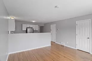 2105 Russell Ave N, Minneapolis, MN 55411 - Photo 5