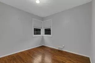 10206 Lakeview Dr W, Minnetonka, MN 55305 - Photo 13