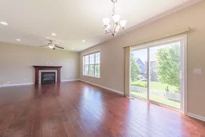 15739 Evergreen Avenue, Apple Valley, MN 55124 - Photo 9