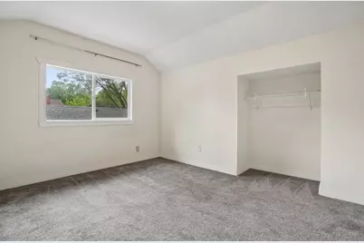223 11th Avenue N, Fargo, ND 58102 - Photo 23