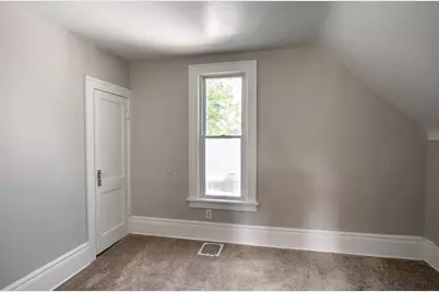 188 Wyoming Street E, Saint Paul, MN 55107 - Photo 13