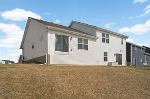18184 Hartlin Ave, Lakeville, MN 55044 - Photo 35