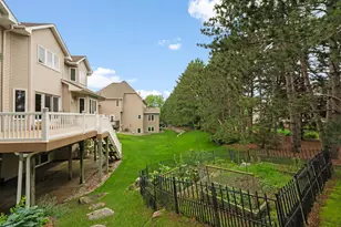 8197 Drexel Ct, Eden Prairie, MN 55347 - Photo 47