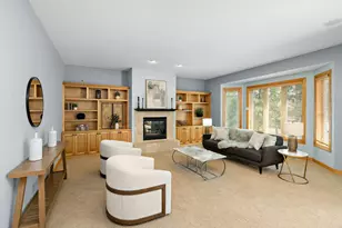 8197 Drexel Ct, Eden Prairie, MN 55347 - Photo 9