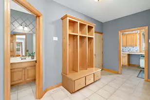 8197 Drexel Ct, Eden Prairie, MN 55347 - Photo 11
