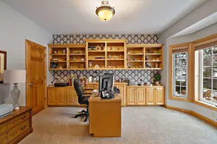 8197 Drexel Ct, Eden Prairie, MN 55347 - Photo 5