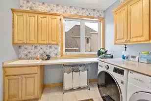 8197 Drexel Ct, Eden Prairie, MN 55347 - Photo 13