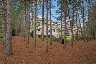 8197 Drexel Ct, Eden Prairie, MN 55347 - Photo 3