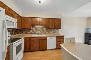 173 Galtier Pl, Shoreview, MN 55126 - Photo 9