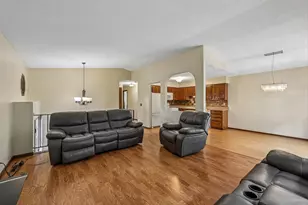 173 Galtier Pl, Shoreview, MN 55126 - Photo 7