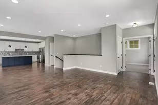15590 Duck Trail Ln, Apple Valley, MN 55124 - Photo 9