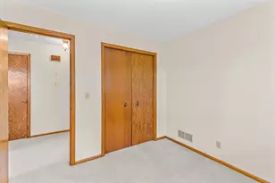 1289 Bridle Path Ct, White Bear Lake, MN 55110 - Photo 17