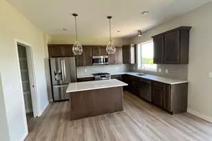 13721 Arrowhead Wy, Rosemount, MN 55068 - Photo 3