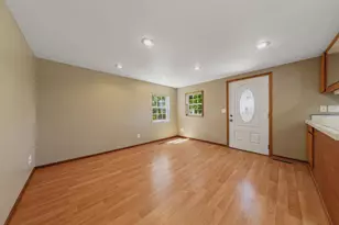 645 Rice Lk St, Owatonna, MN 55060 - Photo 5