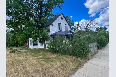 601 Irvine Avenue NW, Bemidji, MN 56601 - Photo 3